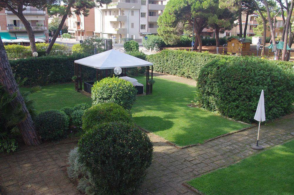 Ricci Hotel - Marina Di Grosseto Εξωτερικό φωτογραφία